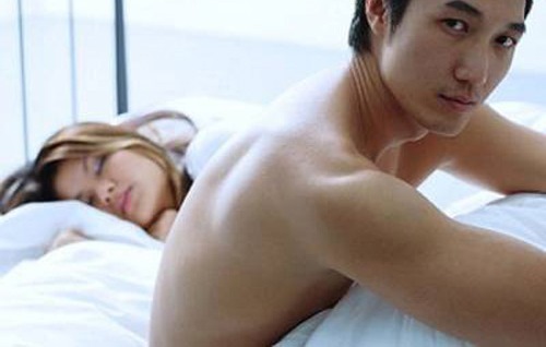 Khi bạn gái tự khai không còn trinh hình 1